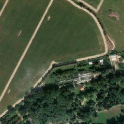 Satellite imagery of Zámek Lešná, CZ