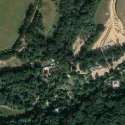 Satellite imagery of Zámek Lešná, CZ