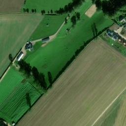 Satellite imagery of Château de Fontaine-Henry, FR