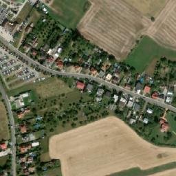 Satellite imagery of Zámek Lešná, CZ
