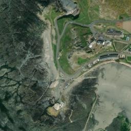 Satellite imagery of Petit Étaquerel, JE
