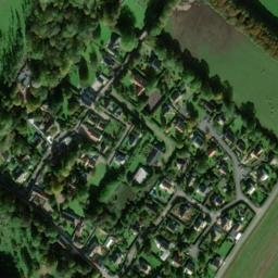 Satellite imagery of Château de Lasson, FR