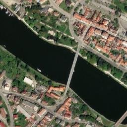 Satellite imagery of Wienerberger [Týn nad Vltavou] brick yard chimney, CZ