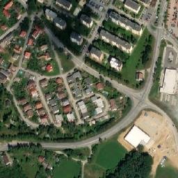 Satellite imagery of Wienerberger [Týn nad Vltavou] brick yard chimney, CZ