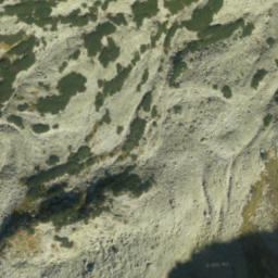 Satellite imagery of Skriniarky, SK