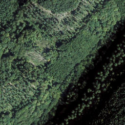 Satellite imagery of cairn, FR