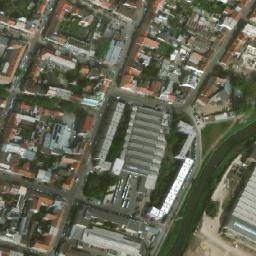 Satellite imagery of Zbrojovka [Brno-Zábrdovice] former factory chimney, CZ
