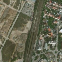 Satellite imagery of Zbrojovka [Brno-Zábrdovice] former factory chimney, CZ