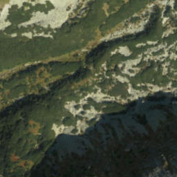 Satellite imagery of Skriniarky, SK