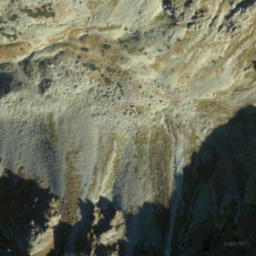Satellite imagery of Skriniarky, SK