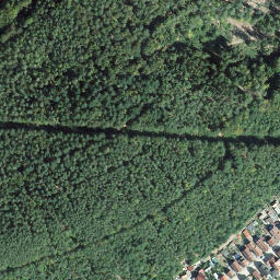 Satellite imagery of cairn, FR