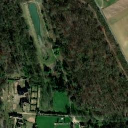 Satellite imagery of Château d'Alincourt, FR