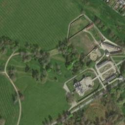Satellite imagery of Château de Balleroy, FR