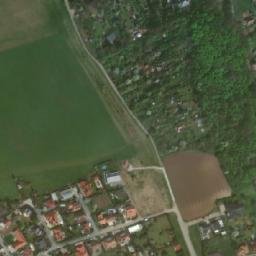 Satellite imagery of [Šlapanice u Brna] church t., CZ