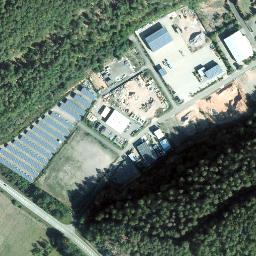 Satellite imagery of Neudahn Castle, DE