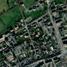 Satellite imagery of Château du Neubourg, FR