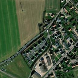 Satellite imagery of Château du Neubourg, FR