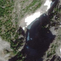 Satellite imagery of Williams Peak, CA