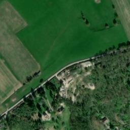 Satellite imagery of Château de La Roche-Guyon, FR