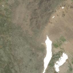 Satellite imagery of Quiniscoe Mountain, CA