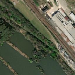 Satellite imagery of Schiedel [Zliv u Č. Budějovic] fireclay factory chimney, CZ