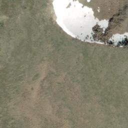 Satellite imagery of Quiniscoe Mountain, CA