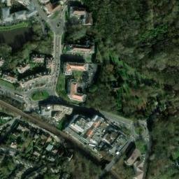 Satellite imagery of Château de Grouchy, FR