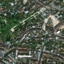 Satellite imagery of Château de Pontoise, FR
