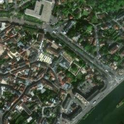 Satellite imagery of Château de Pontoise, FR