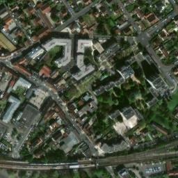 Satellite imagery of Château de Pontoise, FR