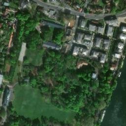 Satellite imagery of Château de Pontoise, FR