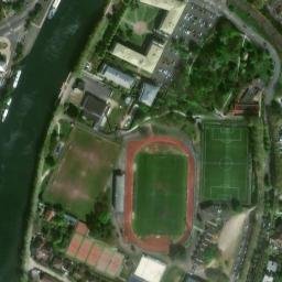 Satellite imagery of Château de Pontoise, FR