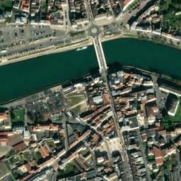 Satellite imagery of Château de Château-Thierry, FR