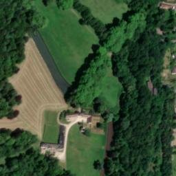 Satellite imagery of Château d'Outrelaize, FR