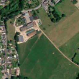 Satellite imagery of Château d'Outrelaize, FR