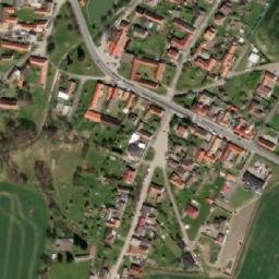Satellite imagery of [Pištín-Češnovice] tower chapel, CZ