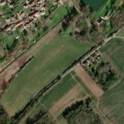 Satellite imagery of Château de Villette, FR