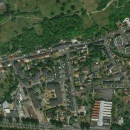 Satellite imagery of Abbaye Saint-Taurin, FR