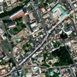Satellite imagery of Abbaye Saint-Taurin, FR