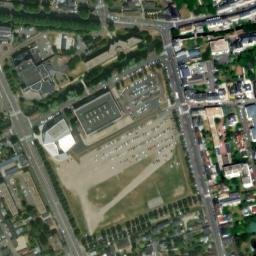 Satellite imagery of Abbaye Saint-Taurin, FR