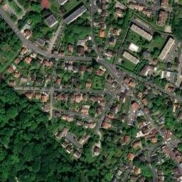 Satellite imagery of Château d'Écouen, FR