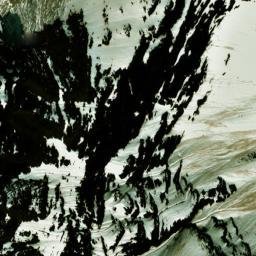 Satellite imagery of Forum Peak, CA