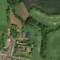Satellite imagery of Château de Nantouillet, FR