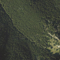 Satellite imagery of Č, SK