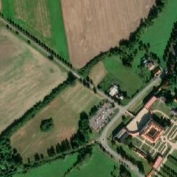 Satellite imagery of [Milotice u Kyjova] castle t., CZ
