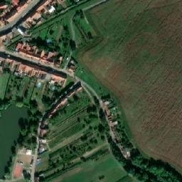 Satellite imagery of Husův sbor [Hovorany] church t., CZ