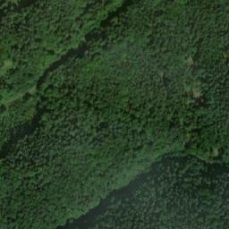 Satellite imagery of červená, SK