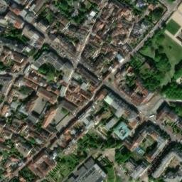 Satellite imagery of Château de Maisons-Lafitte, FR