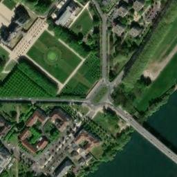 Satellite imagery of Château de Maisons-Lafitte, FR