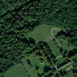 Satellite imagery of Château de Montceaux, FR